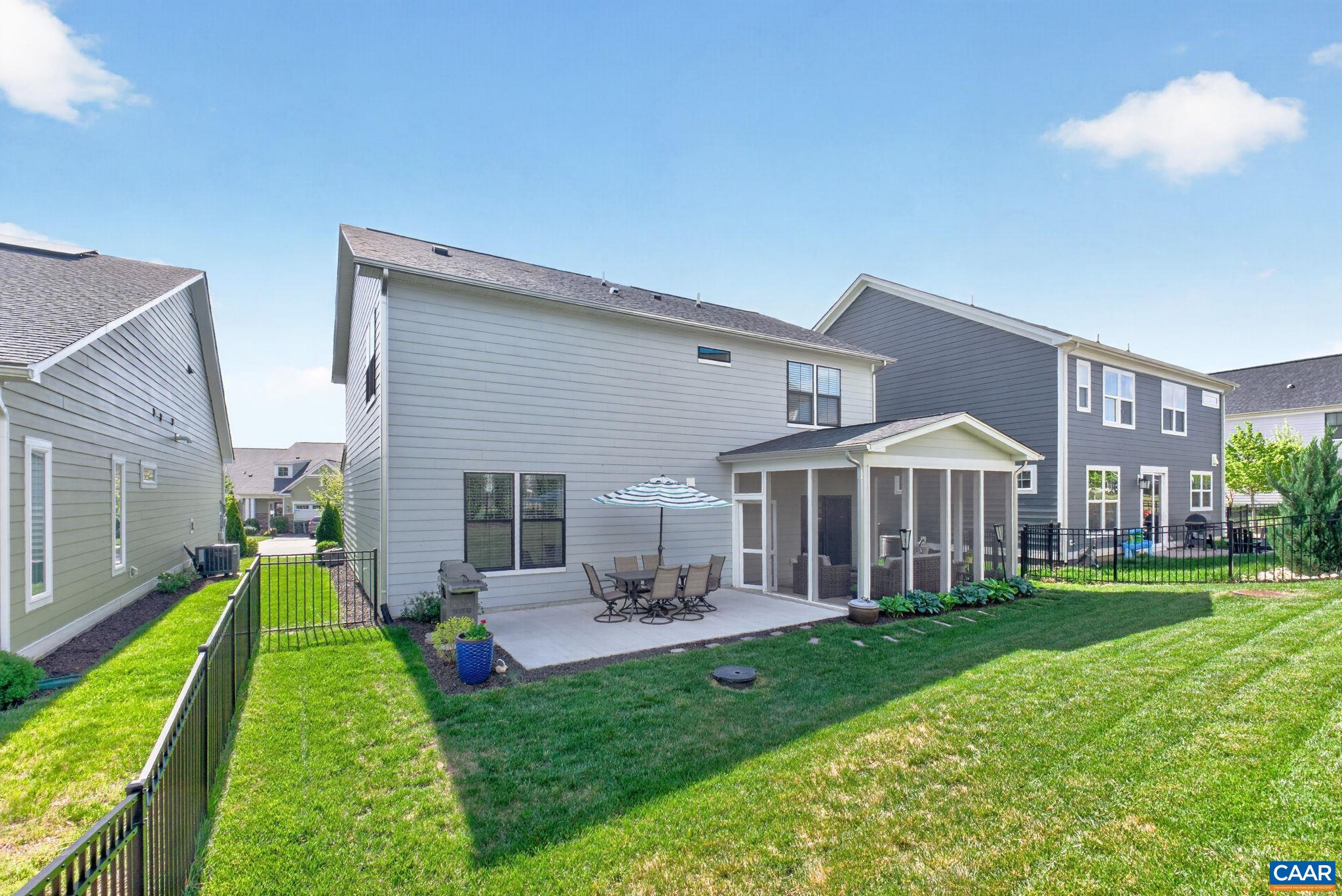 386 CLAIBOURNE RD