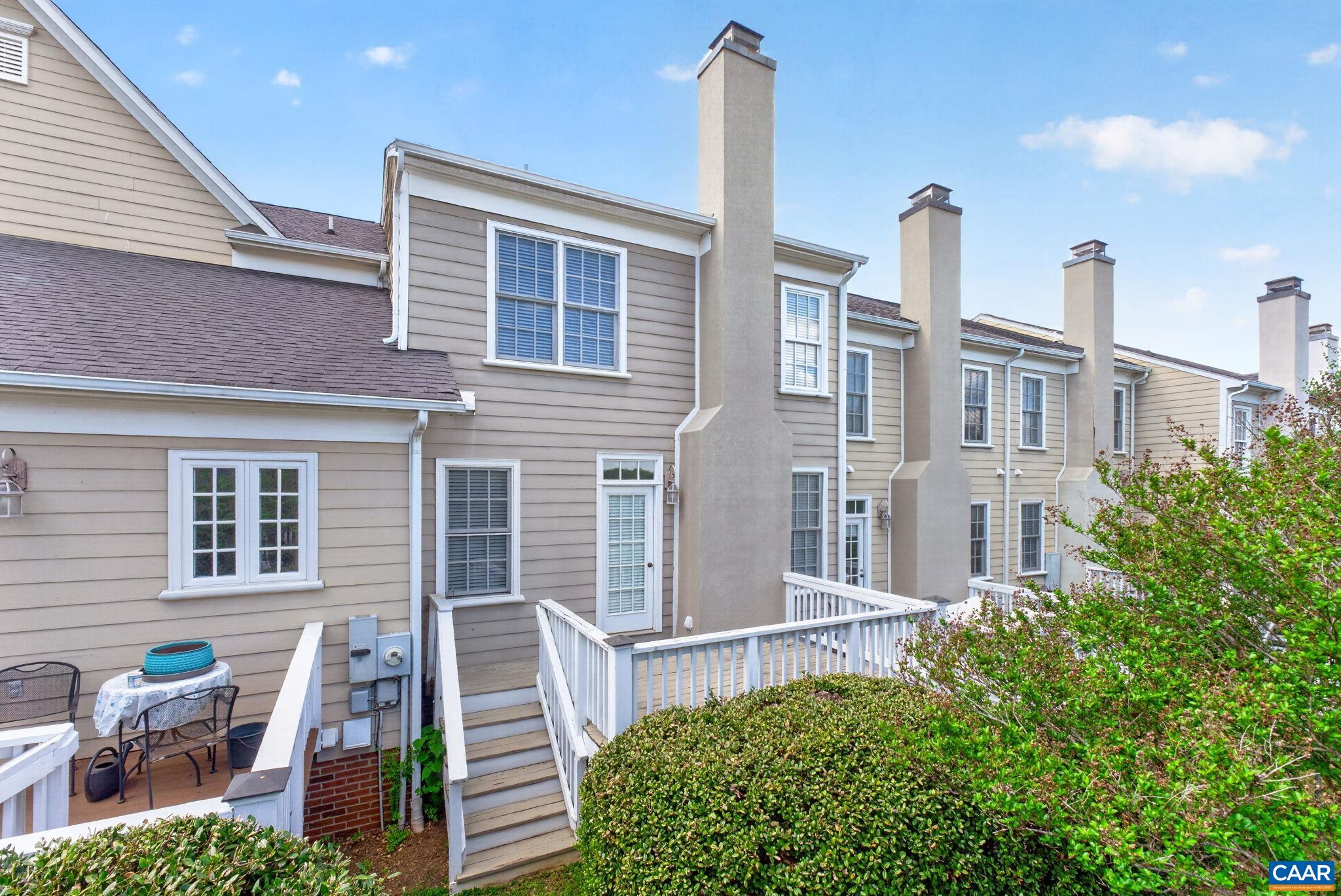 532 SUMMERFORD LN