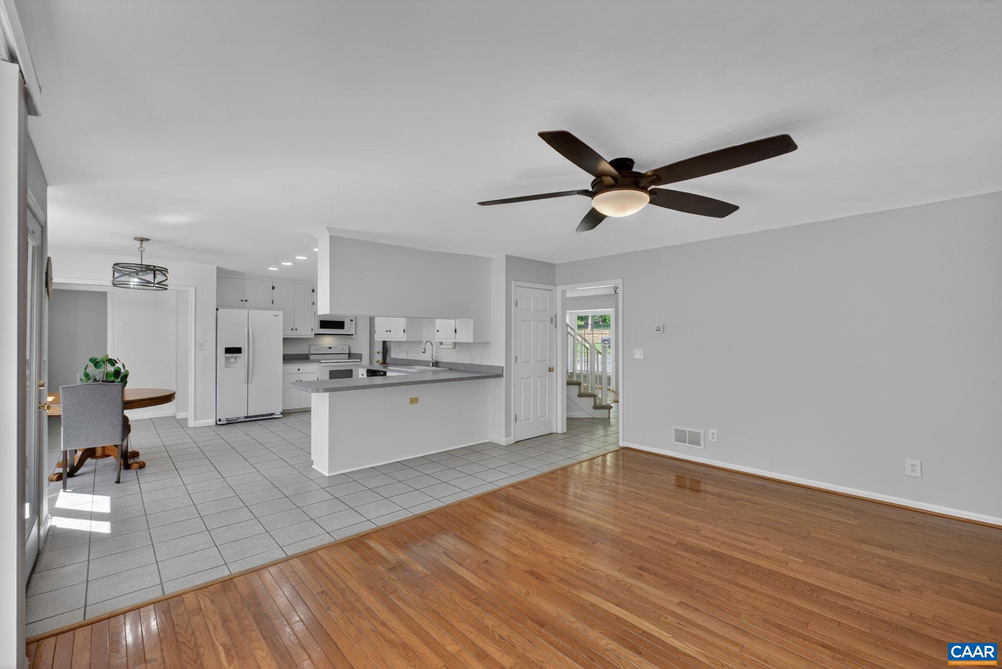 1250 TEMPLETON CIR