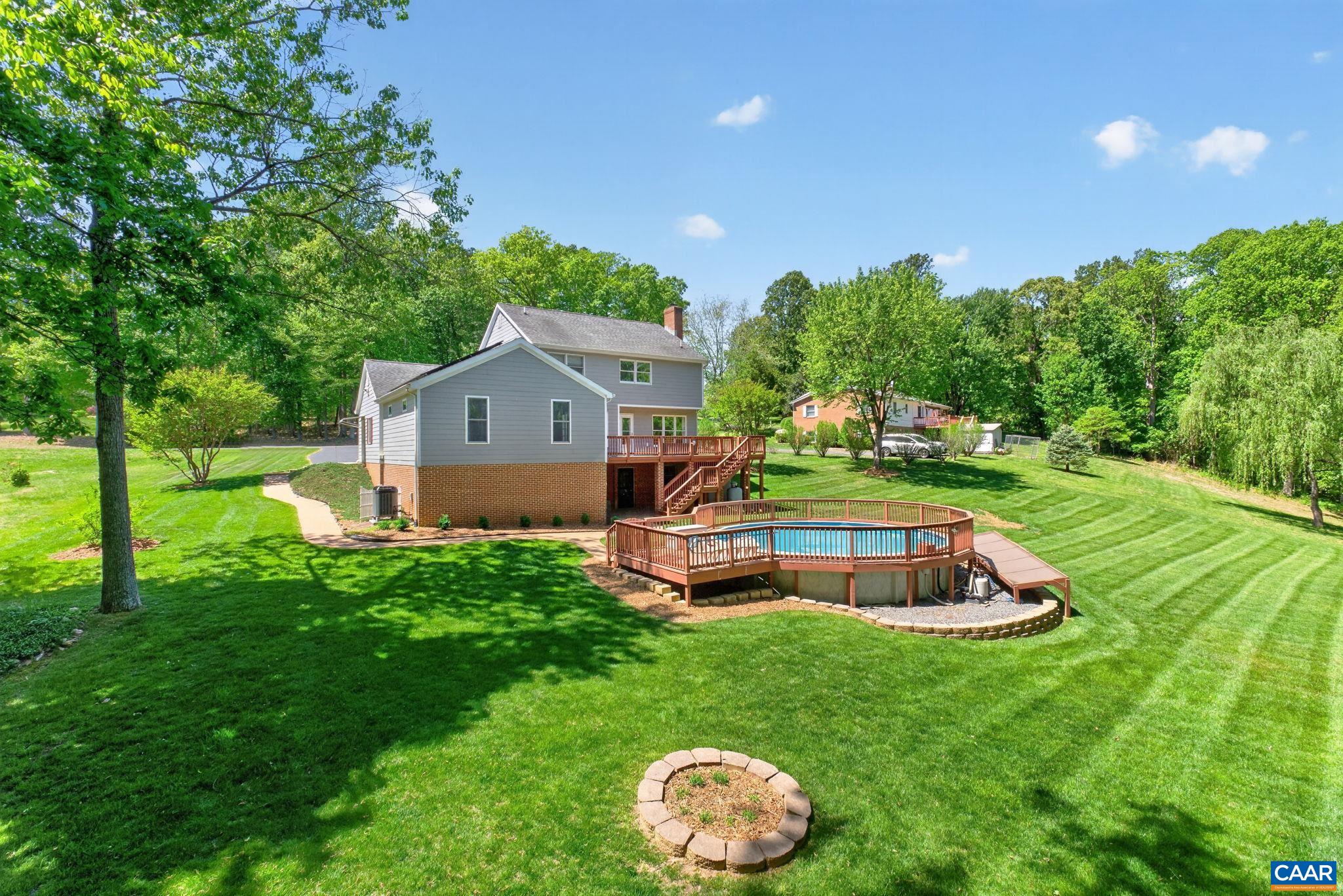 1250 TEMPLETON CIR