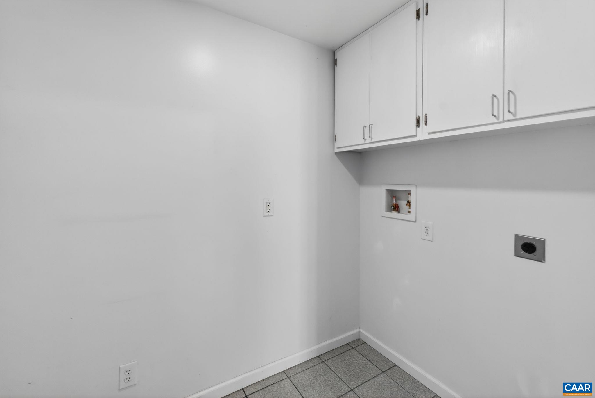 1250 TEMPLETON CIR