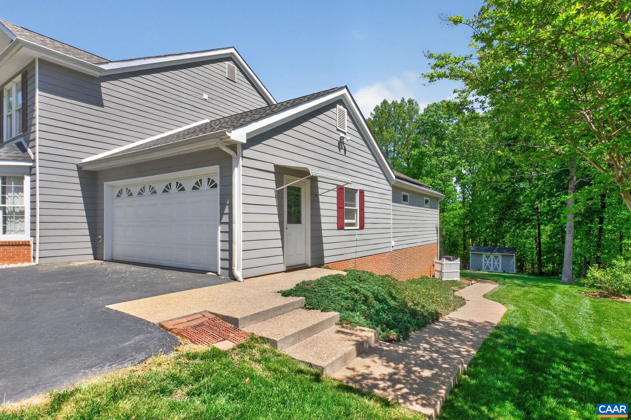 1250 TEMPLETON CIR