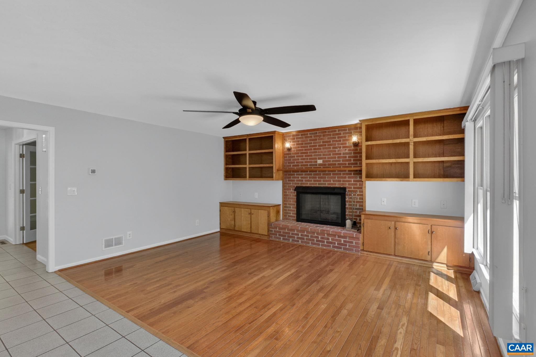 1250 TEMPLETON CIR