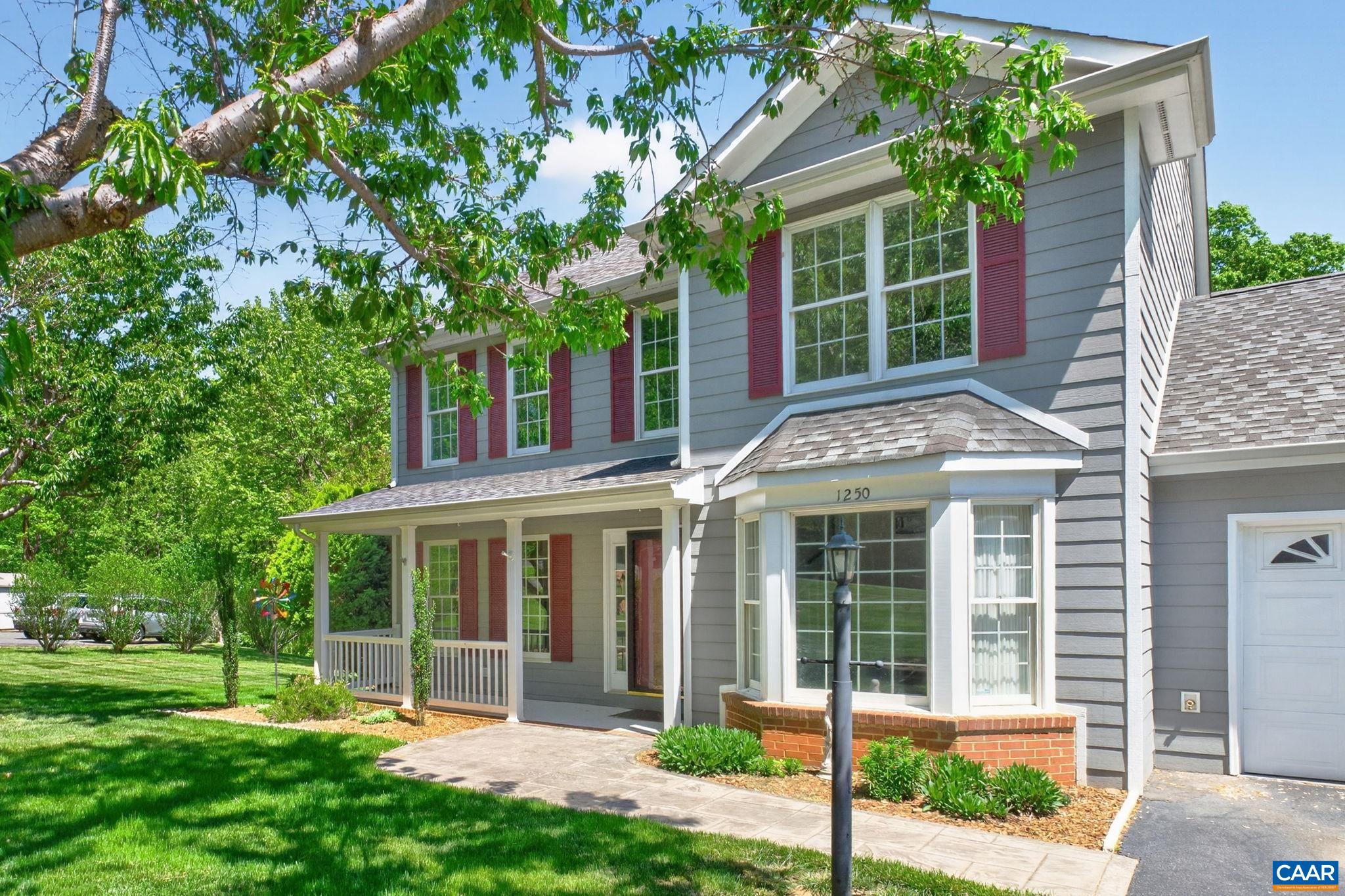 1250 TEMPLETON CIR