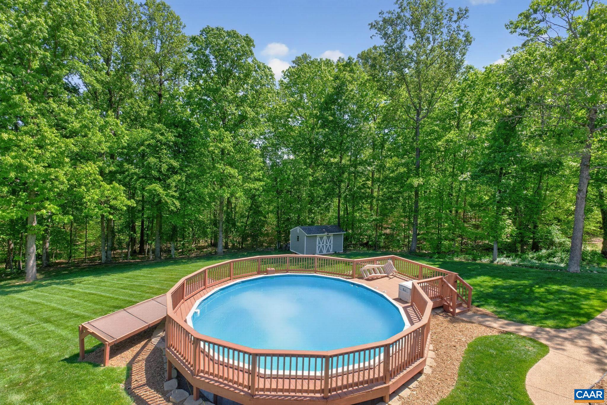 1250 TEMPLETON CIR