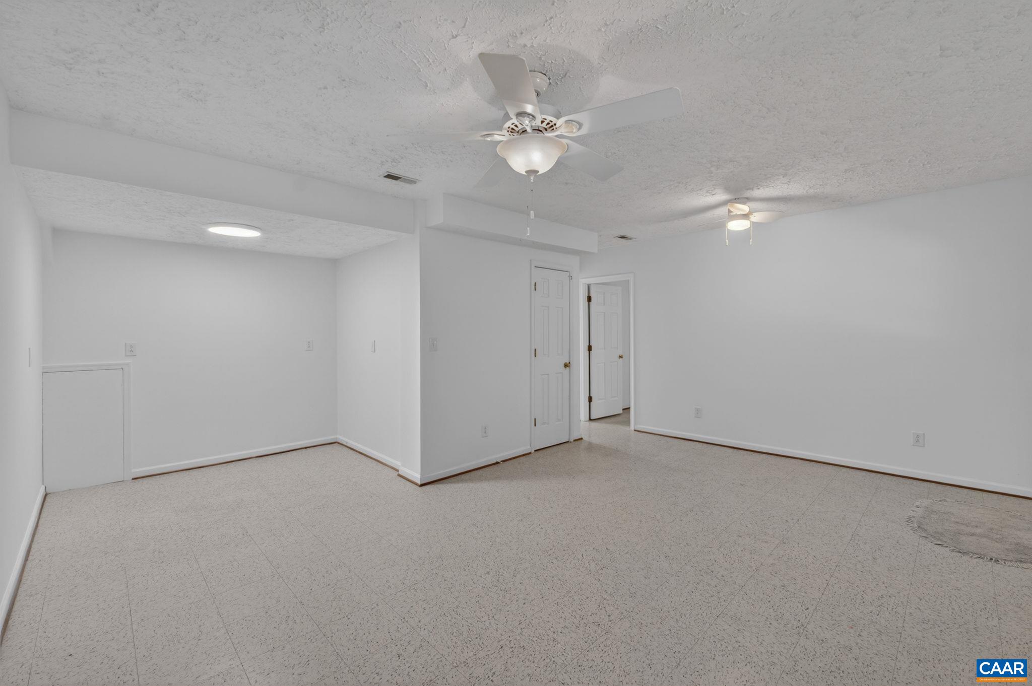 1250 TEMPLETON CIR