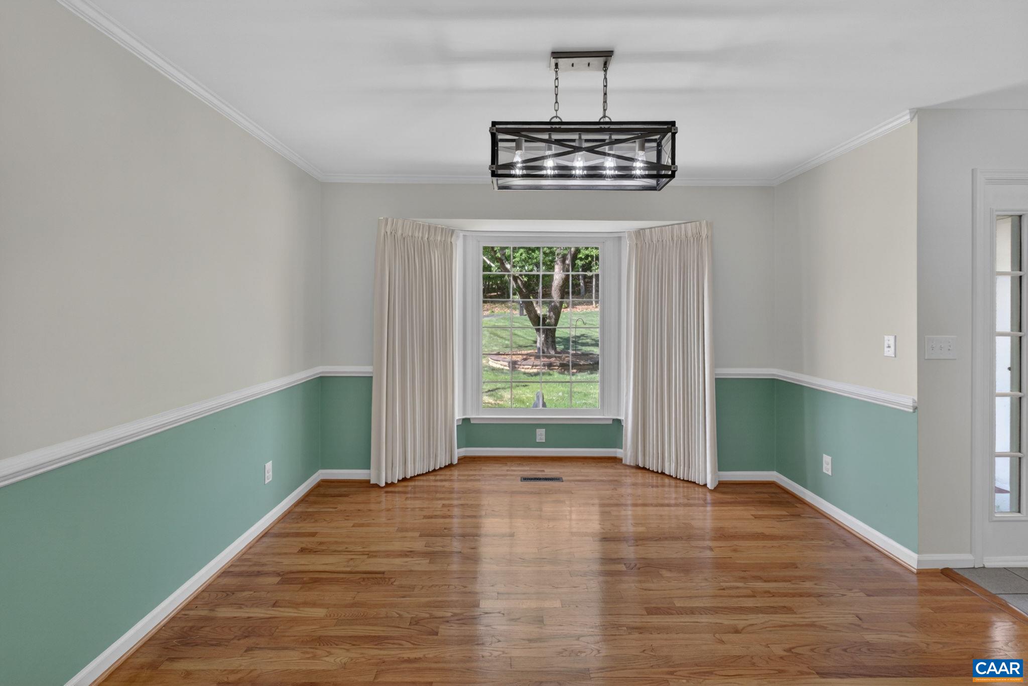 1250 TEMPLETON CIR