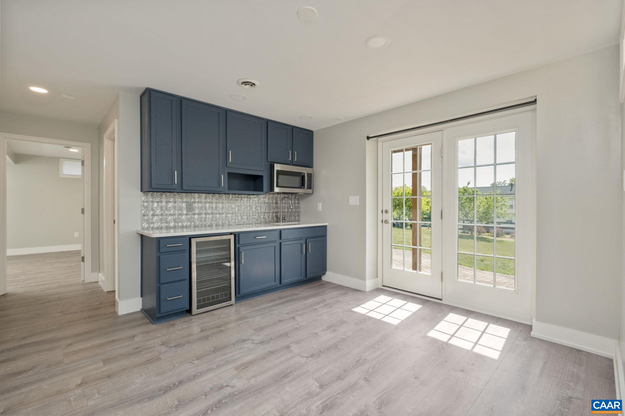 66 ELIZABETH DR