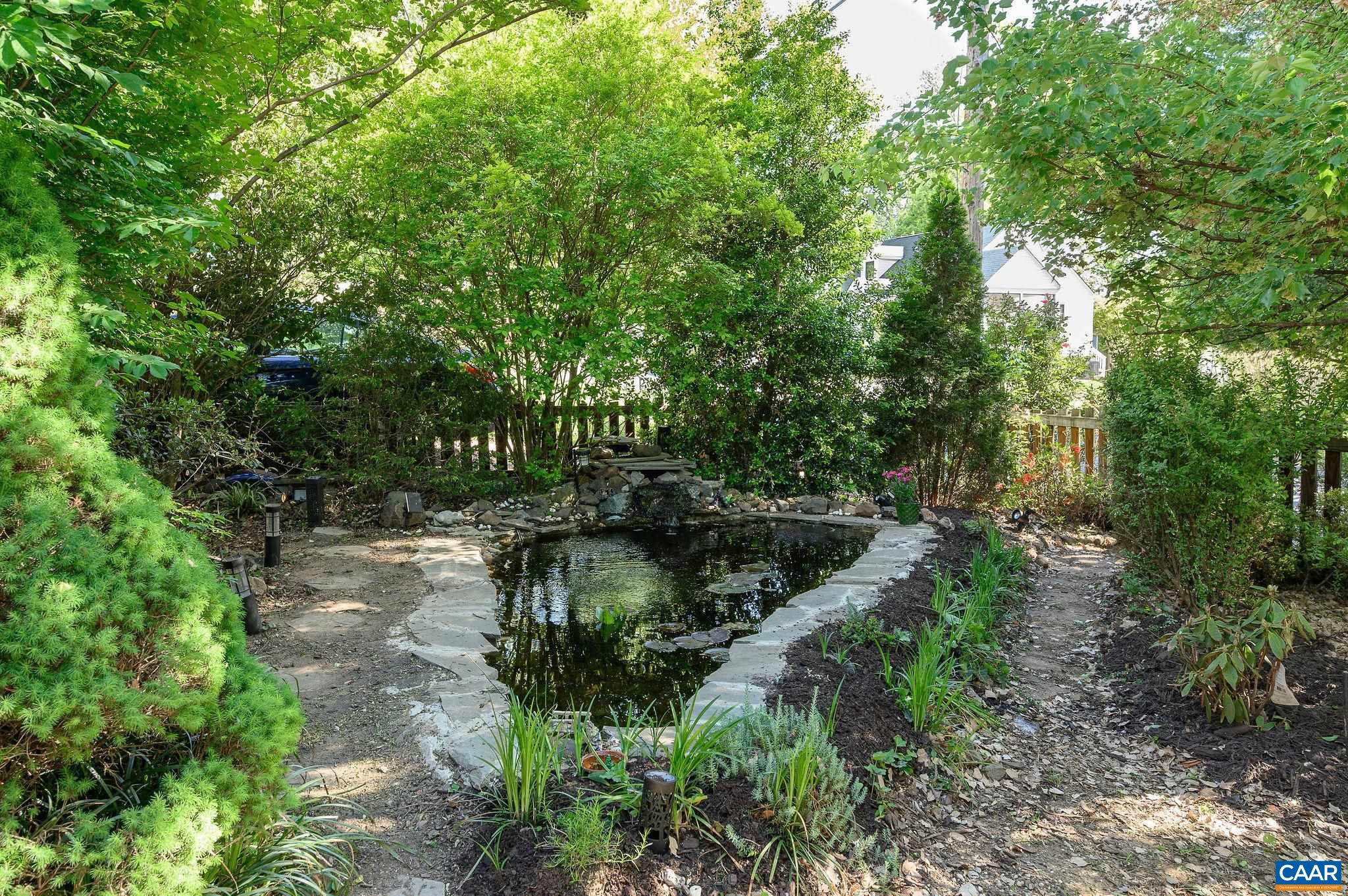 2720 JEFFERSON PARK AVE