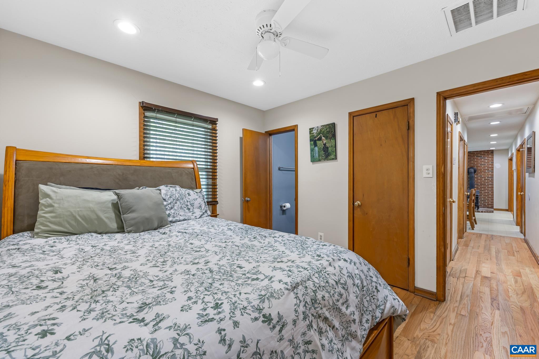 4586 SPOTSWOOD TRL