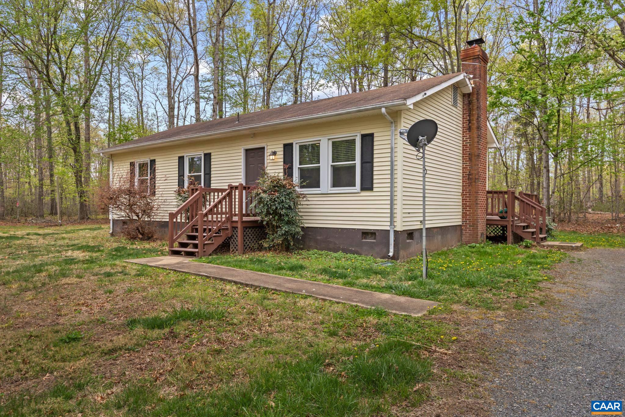 4586 SPOTSWOOD TRL
