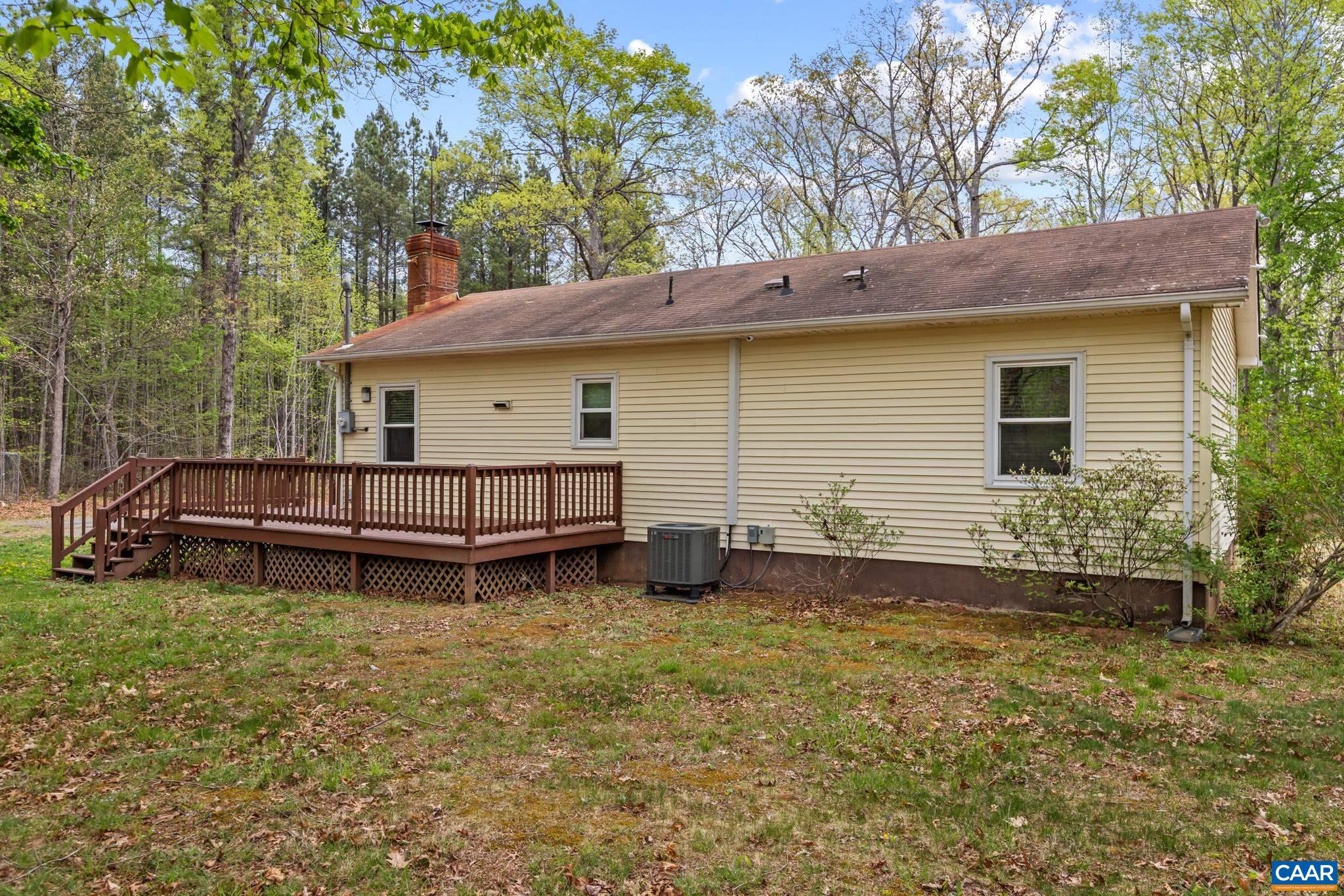 4586 SPOTSWOOD TRL