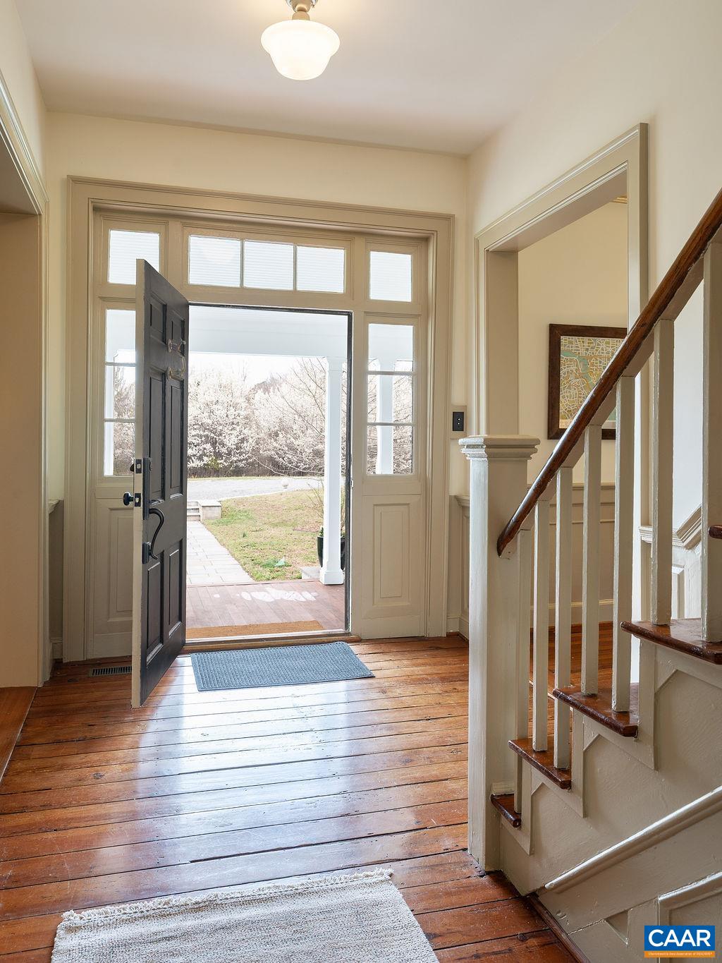 2233 EARLYSVILLE RD