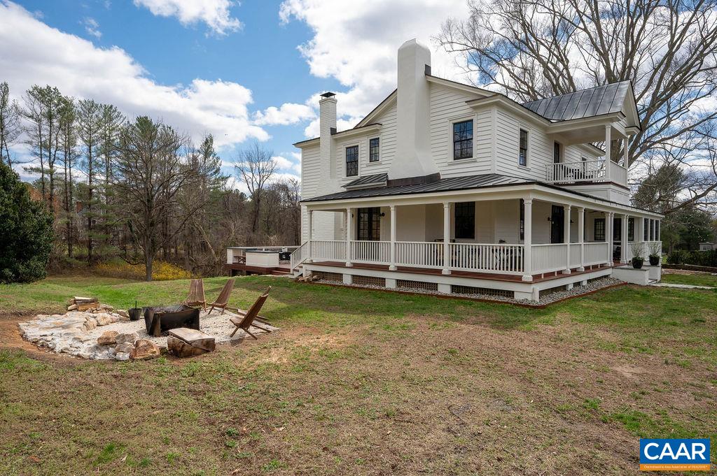 2233 EARLYSVILLE RD