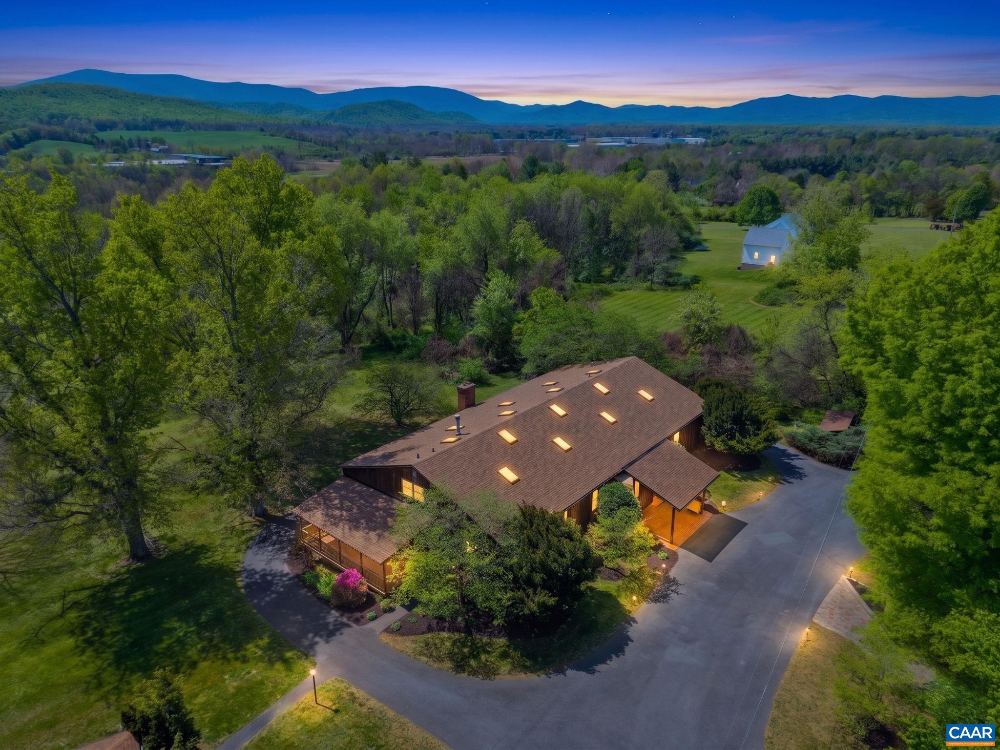18 PROVIDENCE LN