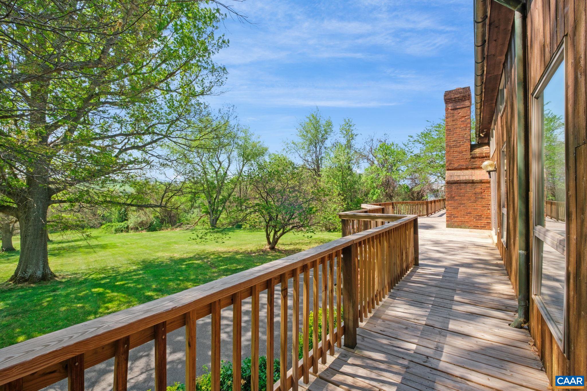 18 PROVIDENCE LN