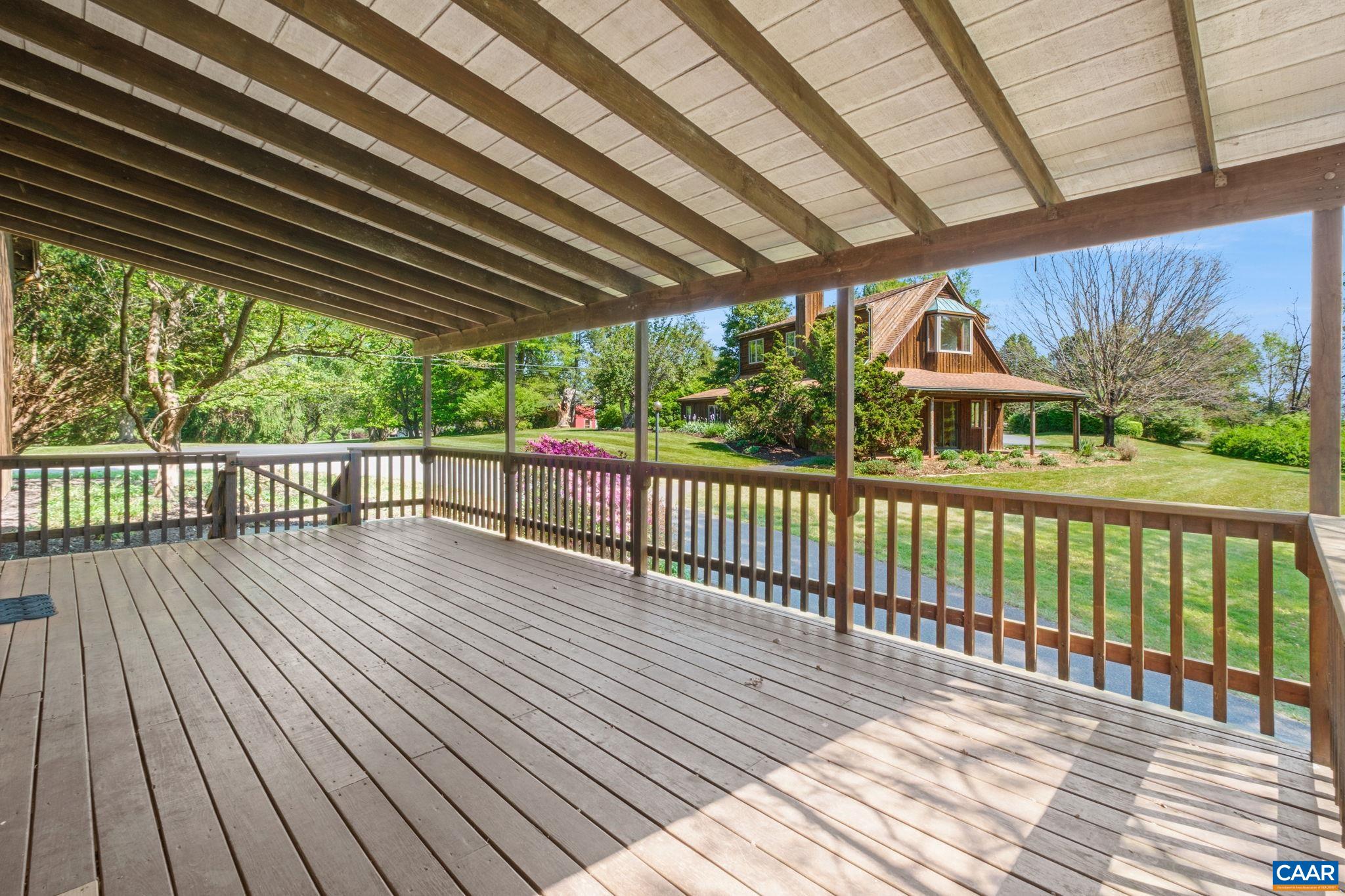 18 PROVIDENCE LN