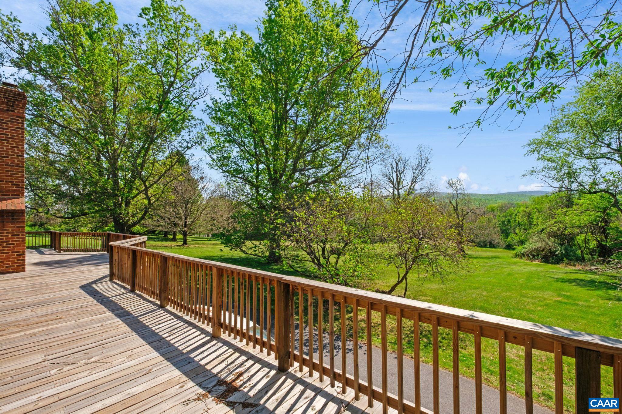 18 PROVIDENCE LN