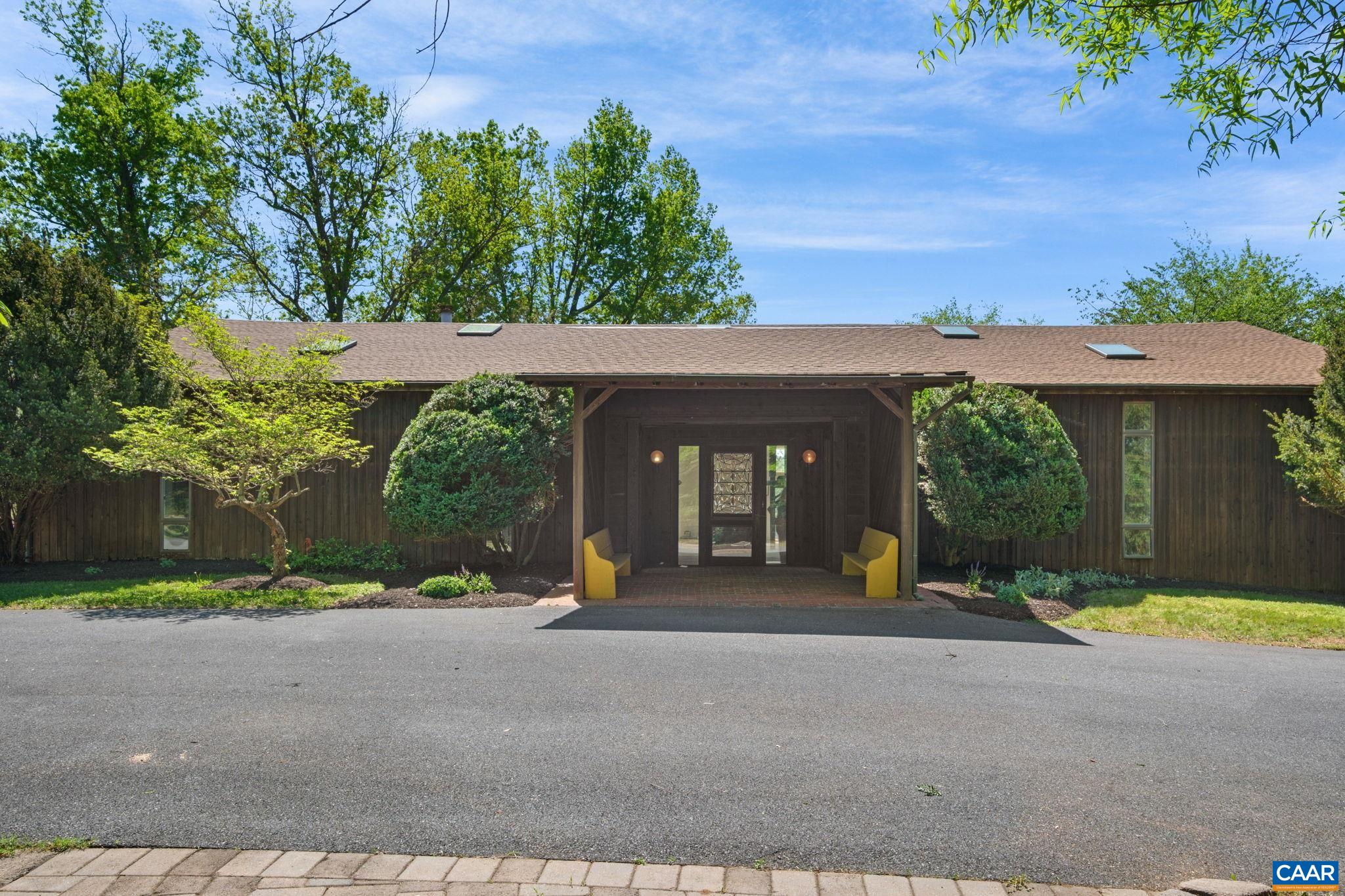 18 PROVIDENCE LN