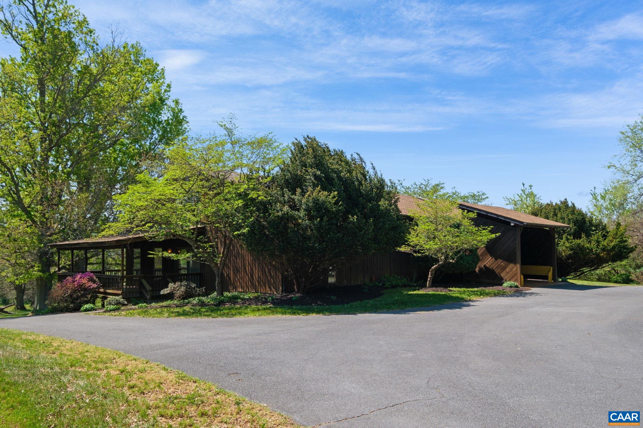 18 PROVIDENCE LN
