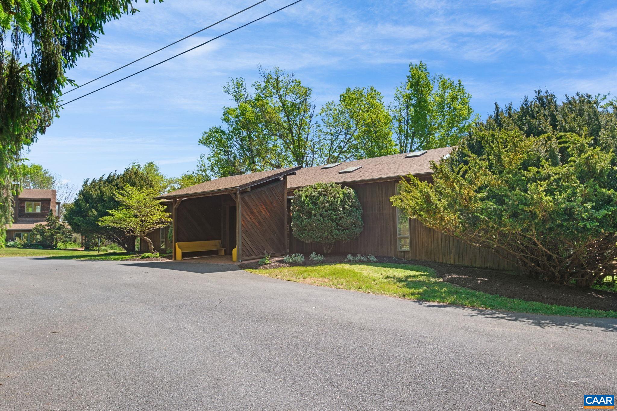 18 PROVIDENCE LN