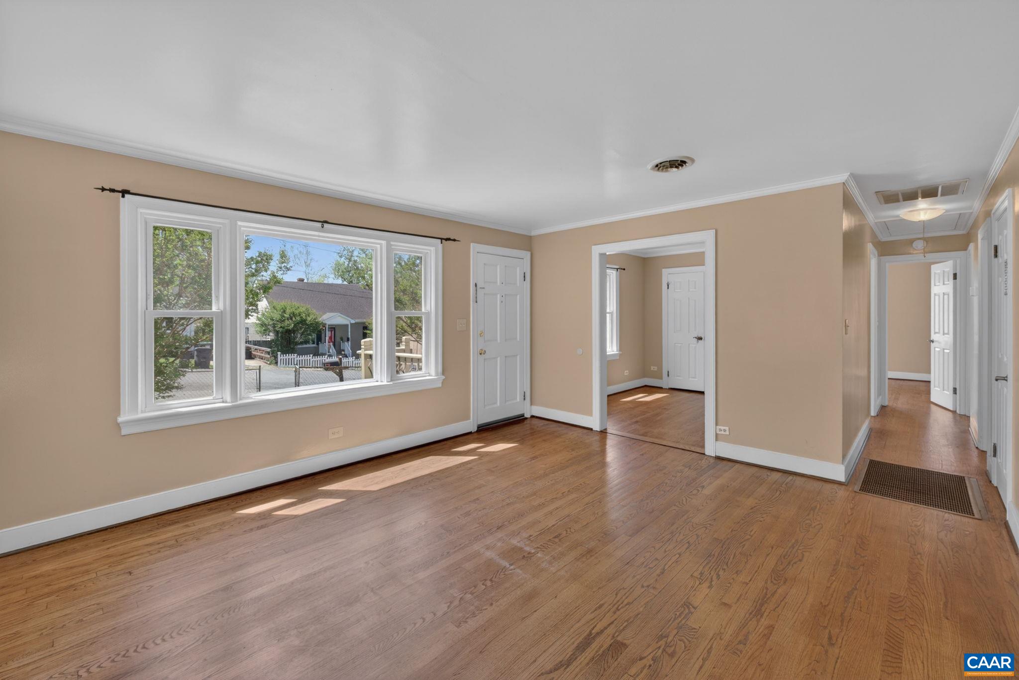 511 STONEHENGE AVE
