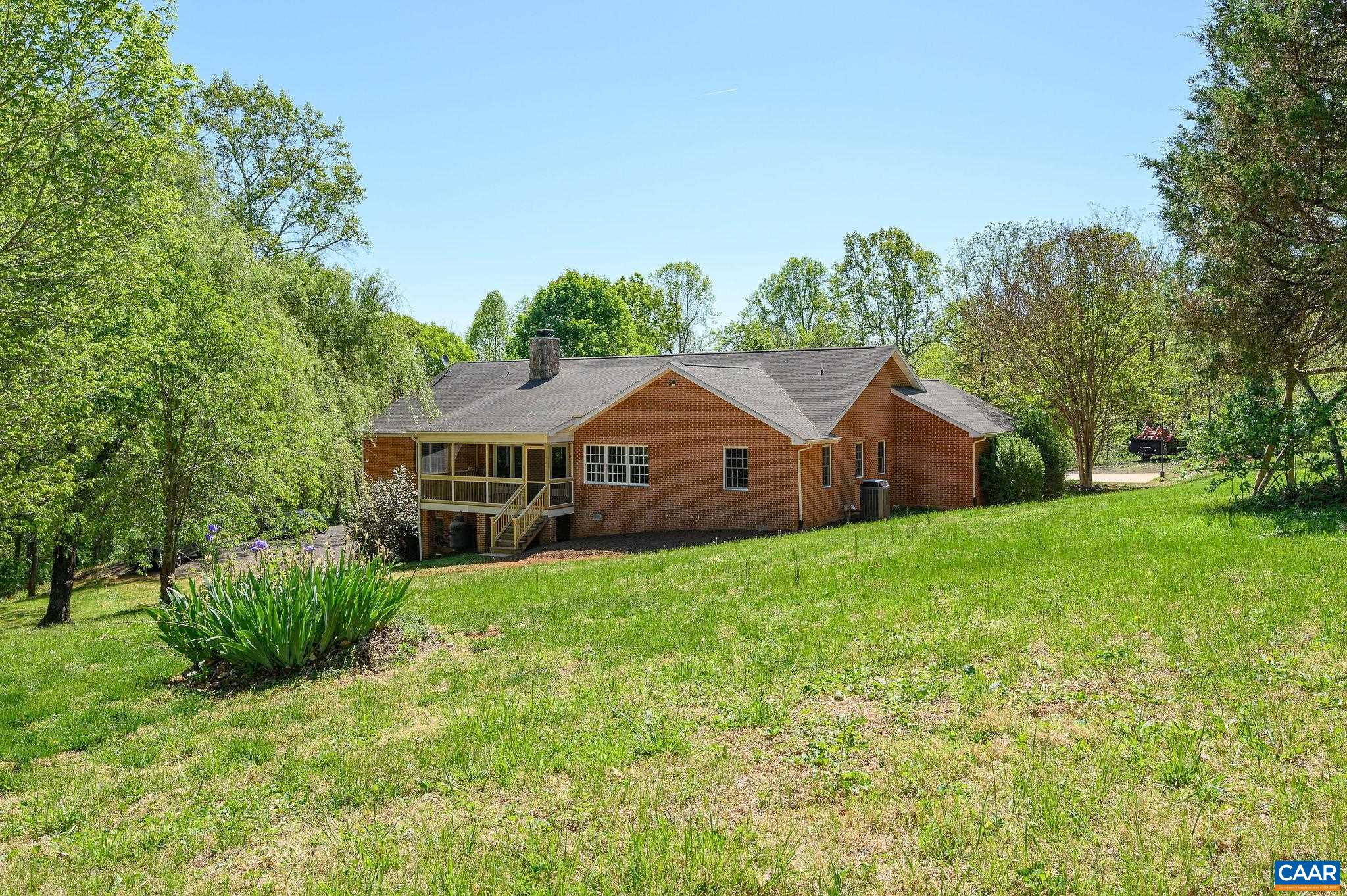 4568 ROCKFISH GAP TPKE