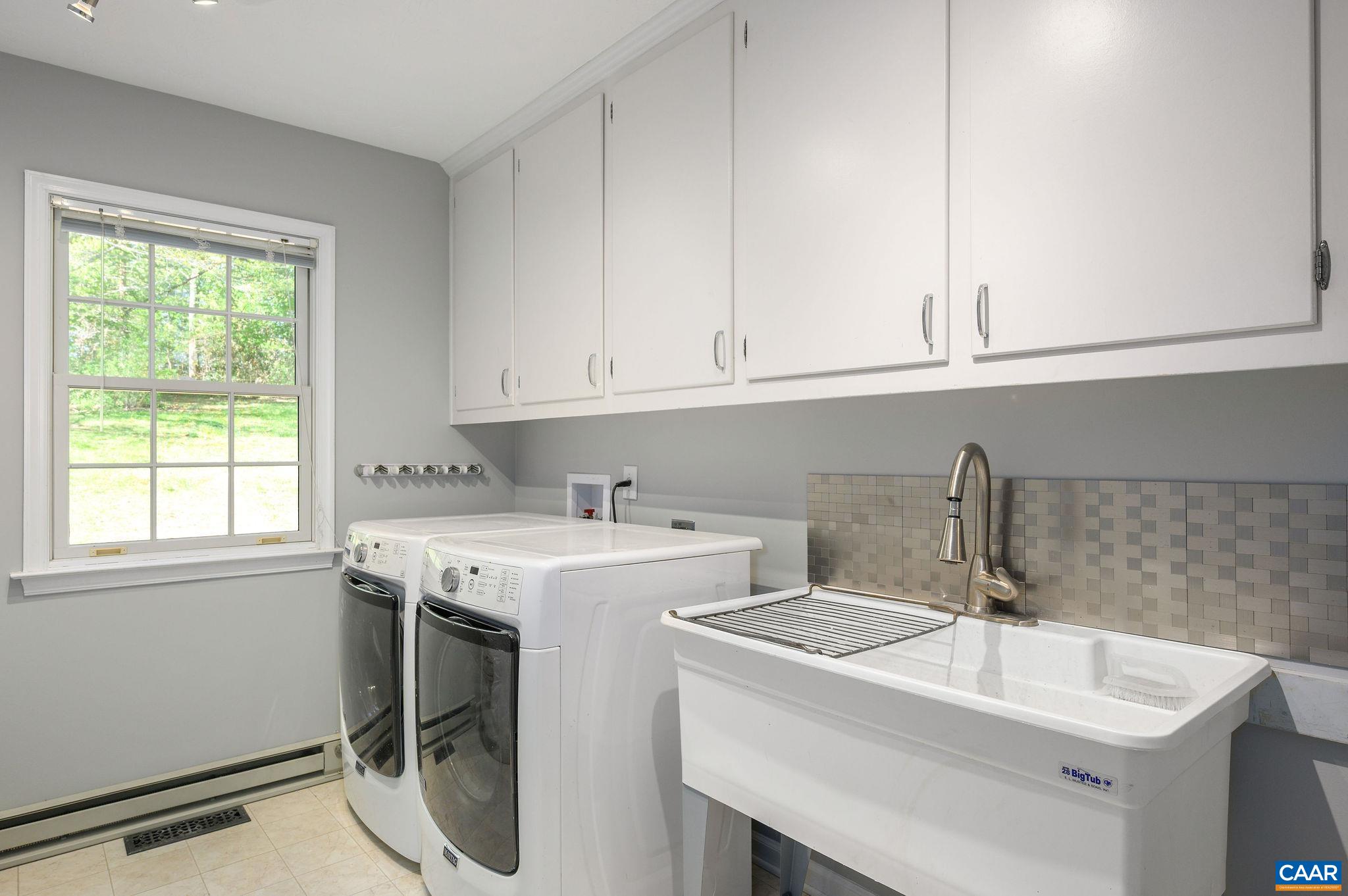 4568 ROCKFISH GAP TPKE