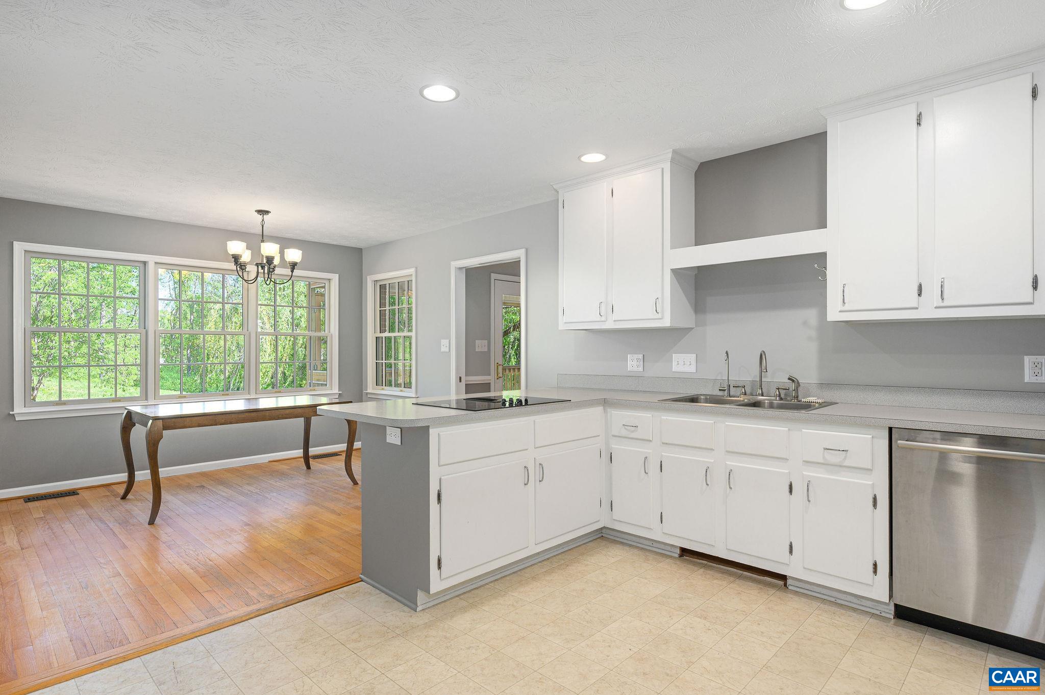 4568 ROCKFISH GAP TPKE