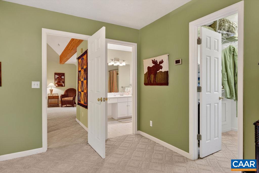 93 HONEY LOCUST LN