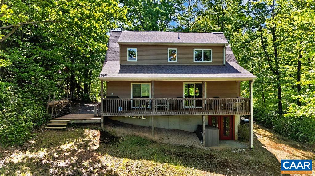 93 HONEY LOCUST LN