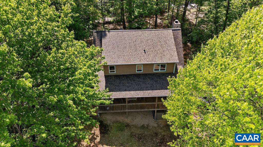 93 HONEY LOCUST LN