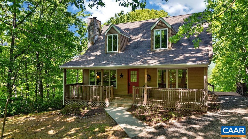 93 HONEY LOCUST LN