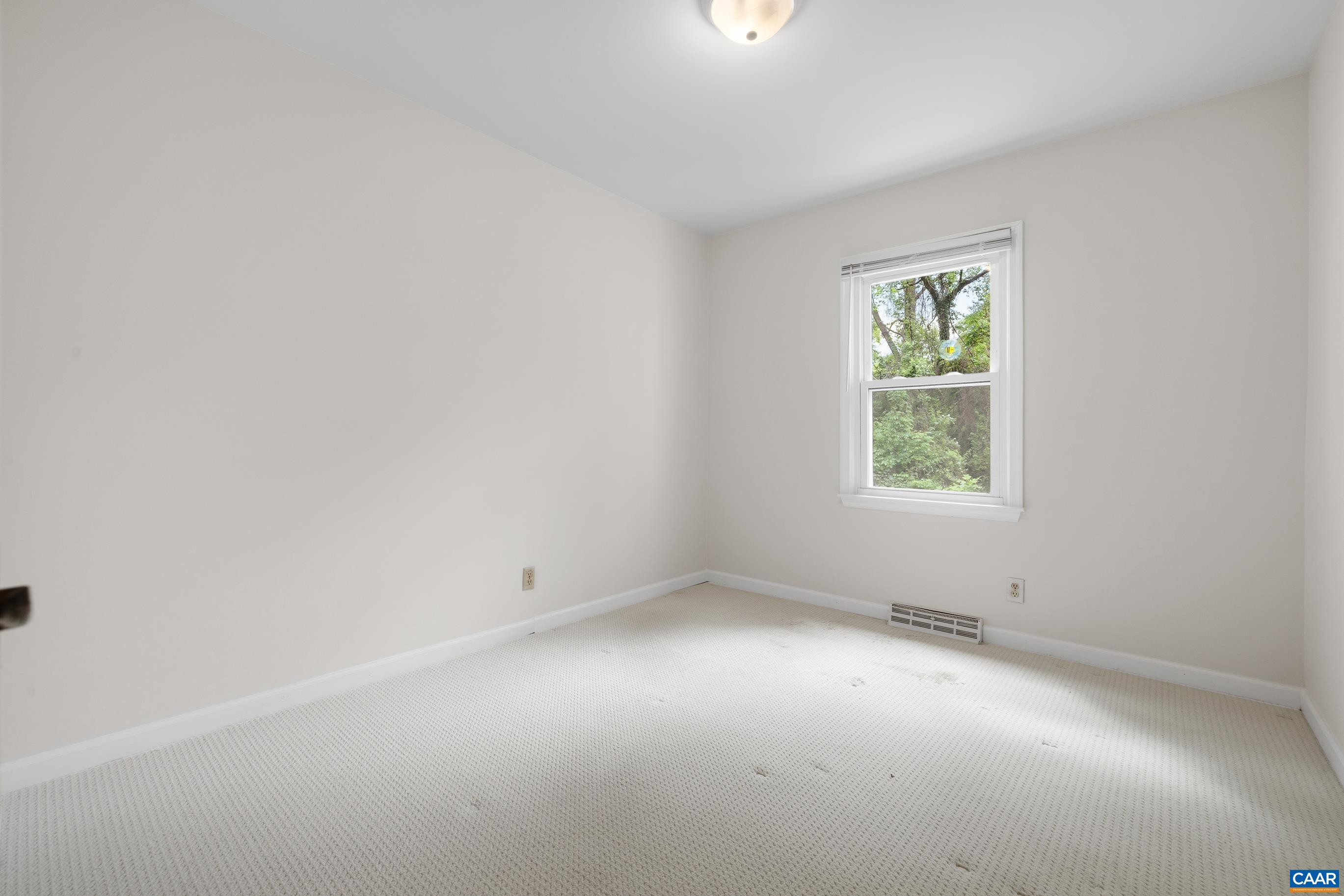 501 MOSELEY DR Unit: B