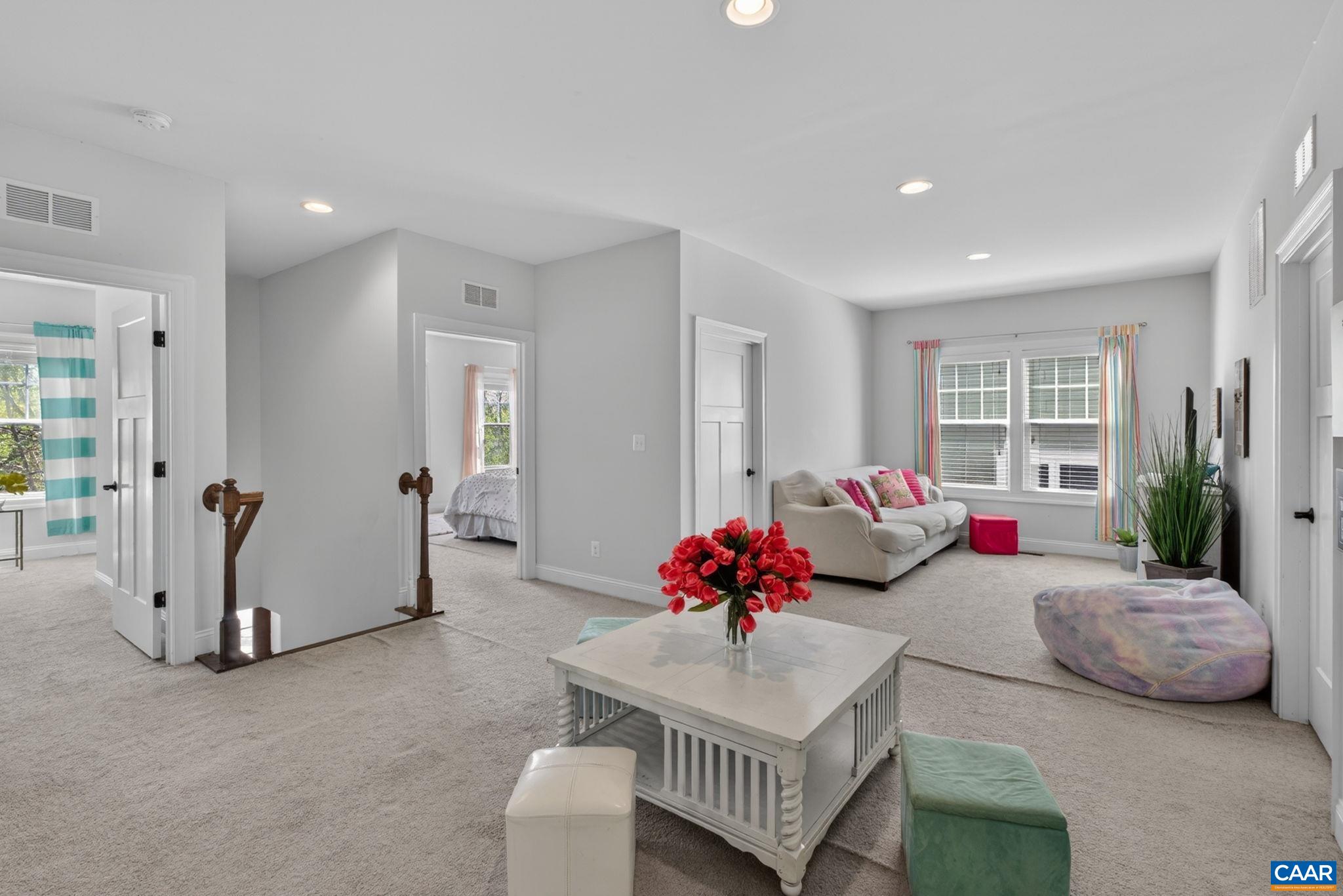 2825 SHANNON GLEN CT