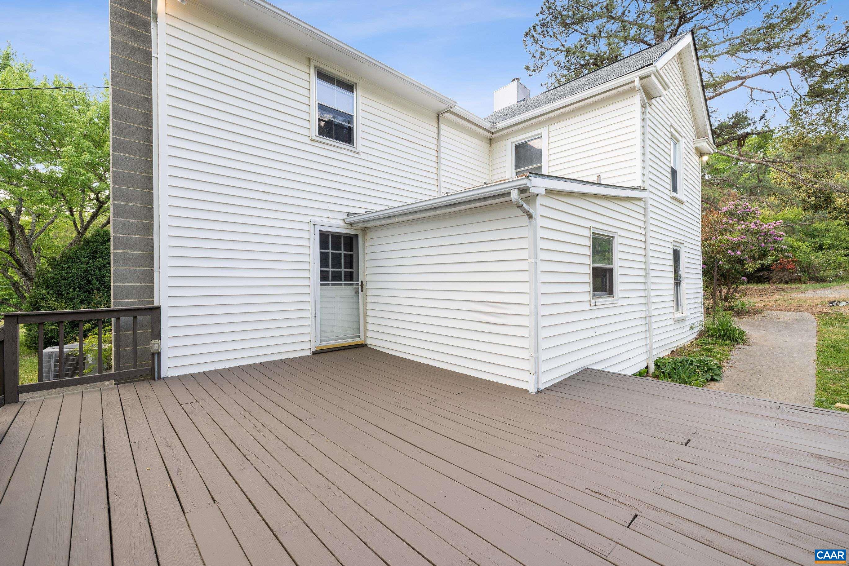 6999 BLENHEIM RD