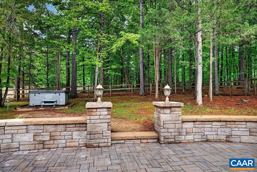 1300 WEST LEIGH DR