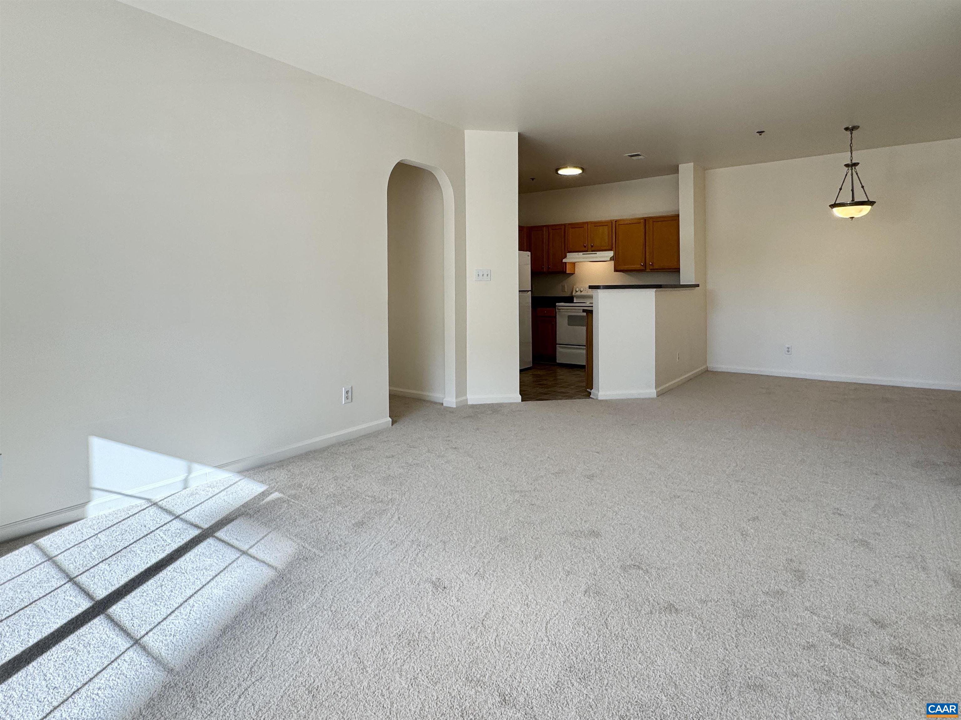 300 RIVERBEND DR Unit: 2A