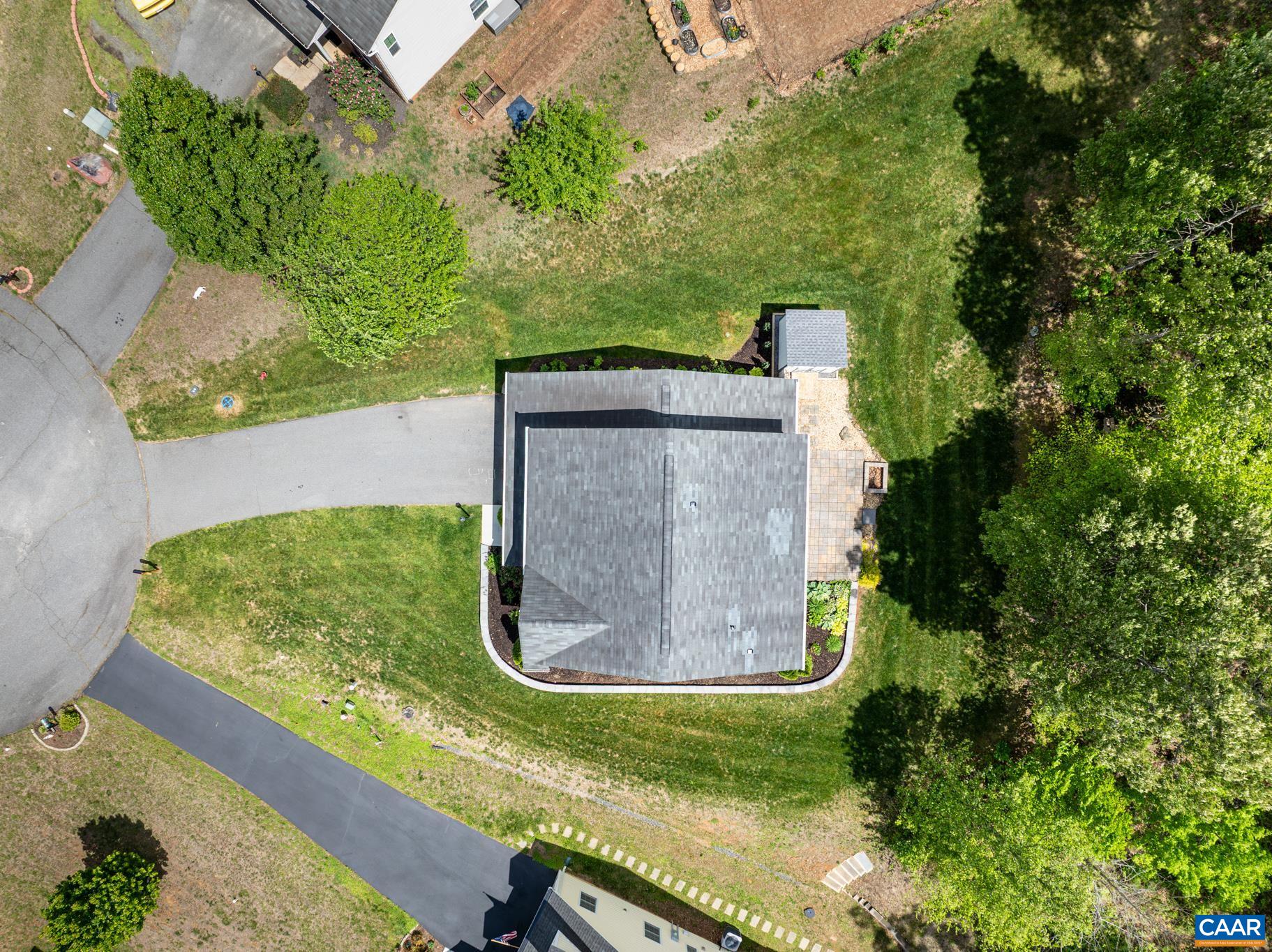 44 FLINTSTONE CT