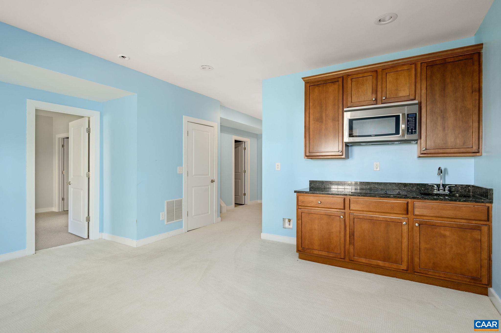 188 BROOKWOOD DR