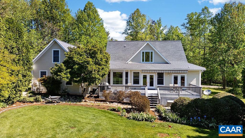 946 STONEY CREEK EAST
