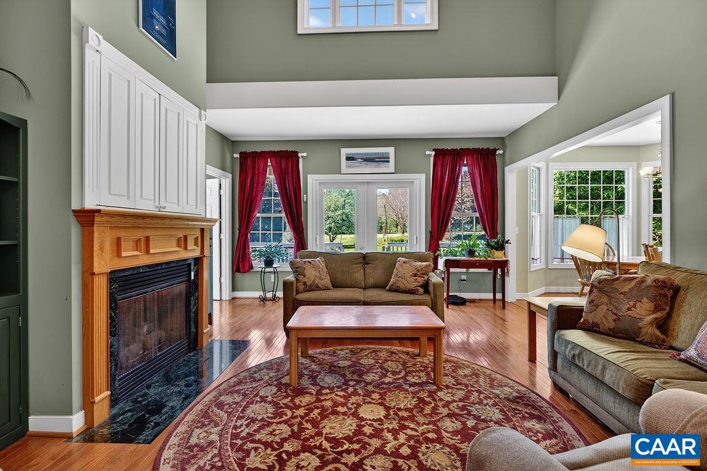 946 STONEY CREEK EAST