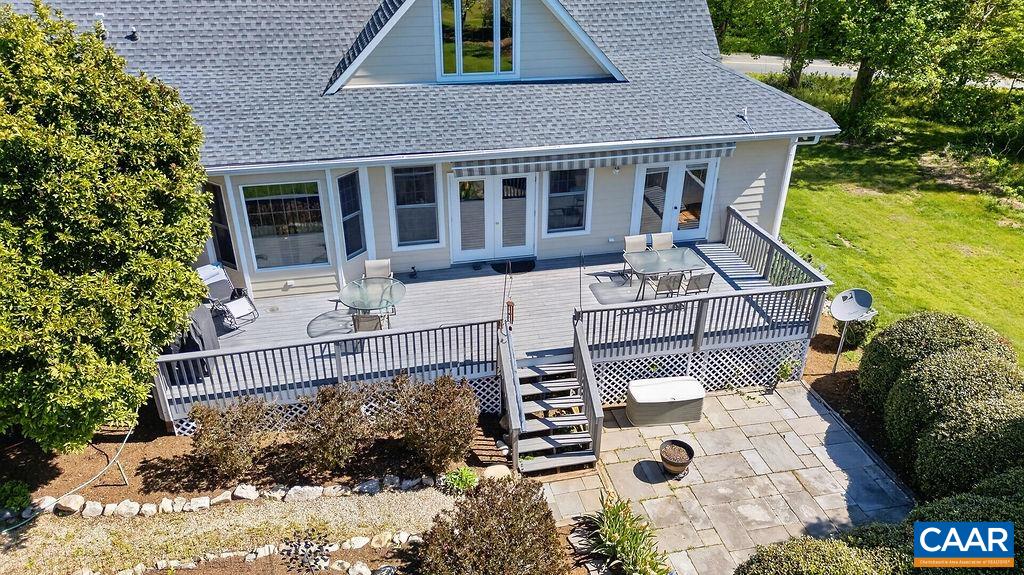 946 STONEY CREEK EAST