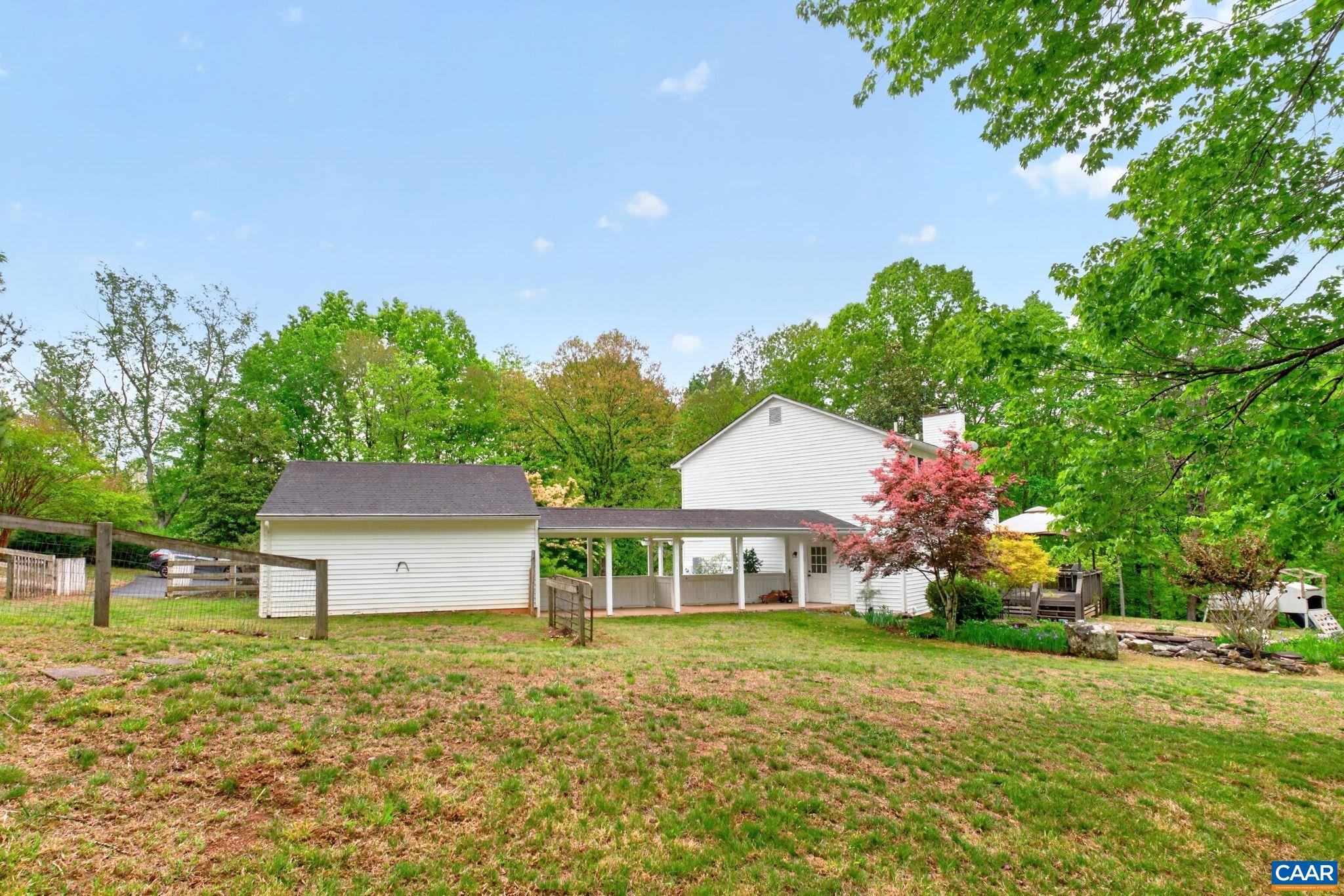 1206 SOUTH KESWICK DR