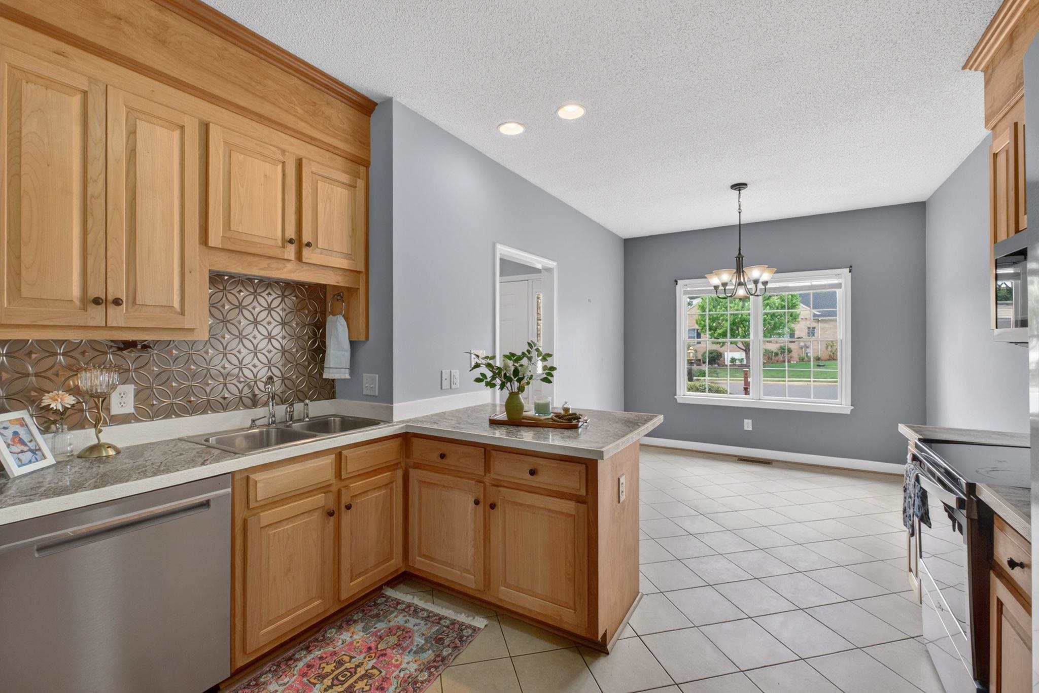 117 BRYANT DR