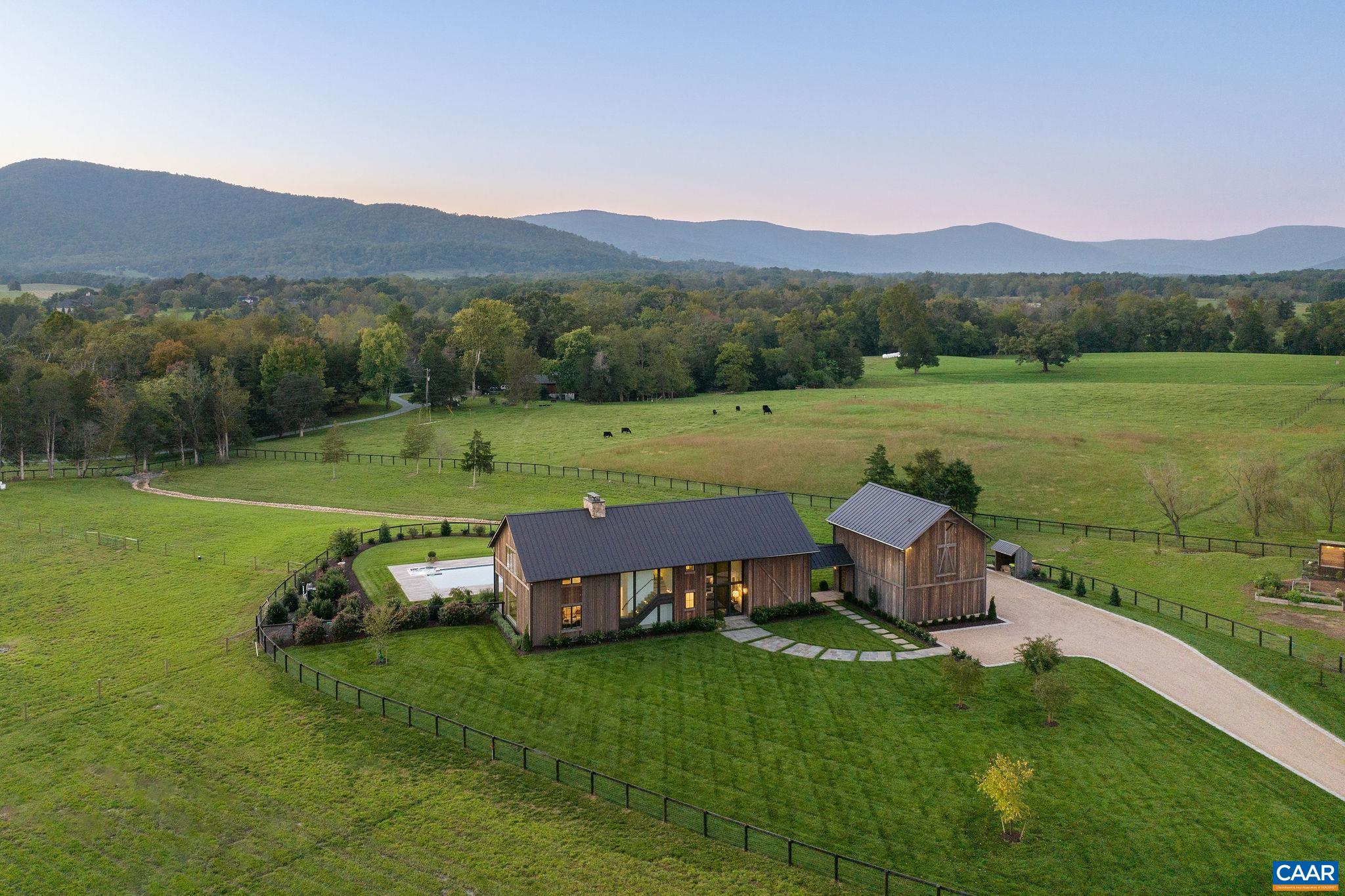 320 BARN HOUSE LN