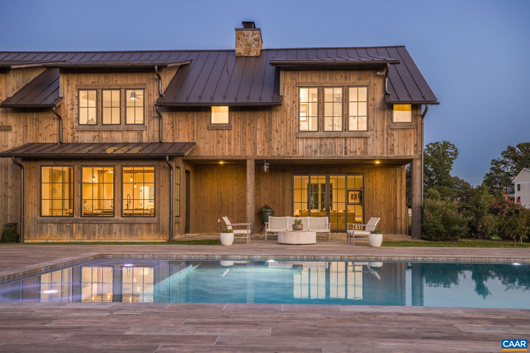 320 BARN HOUSE LN