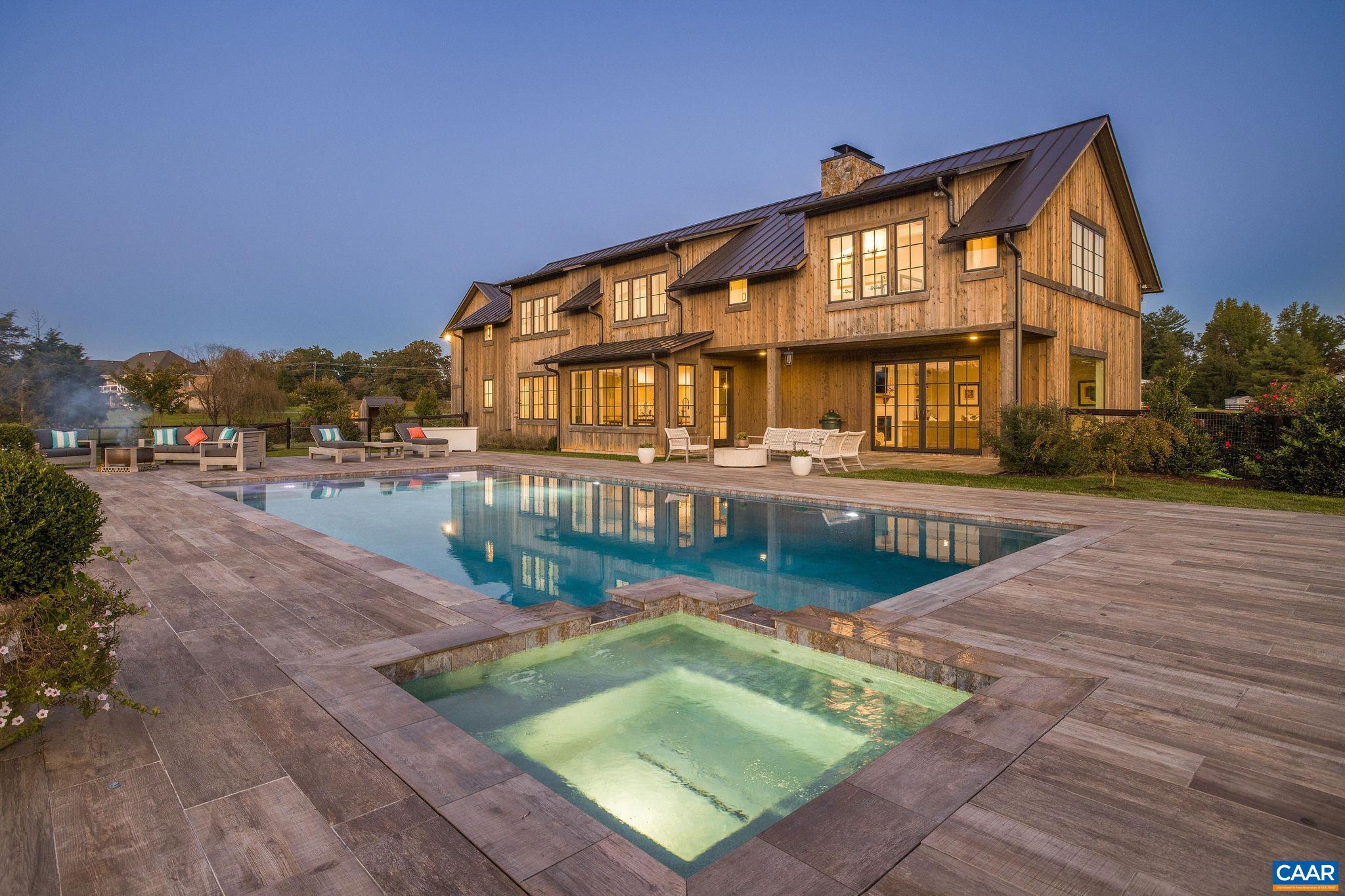 320 BARN HOUSE LN