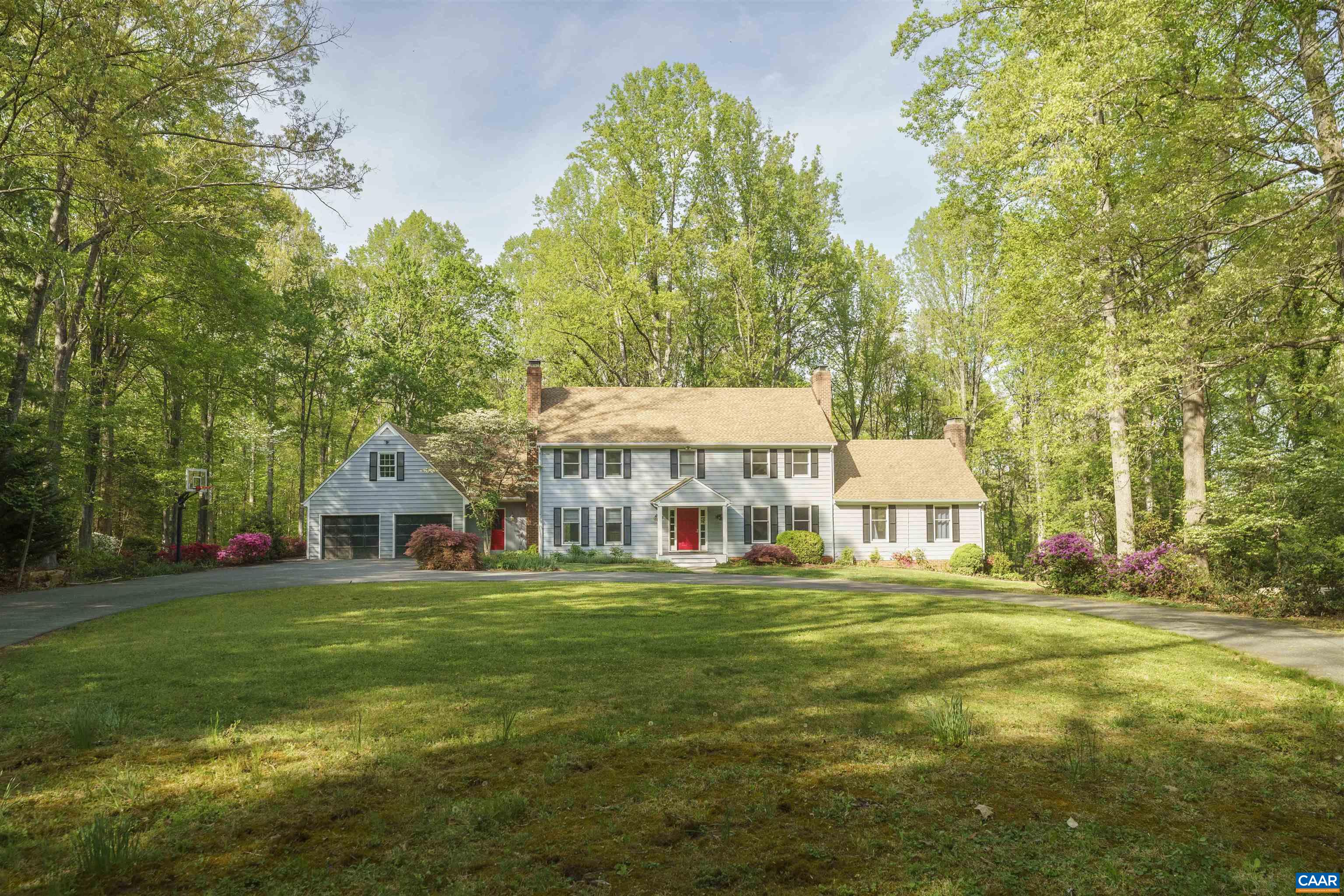 755 LOCHRIDGE LN