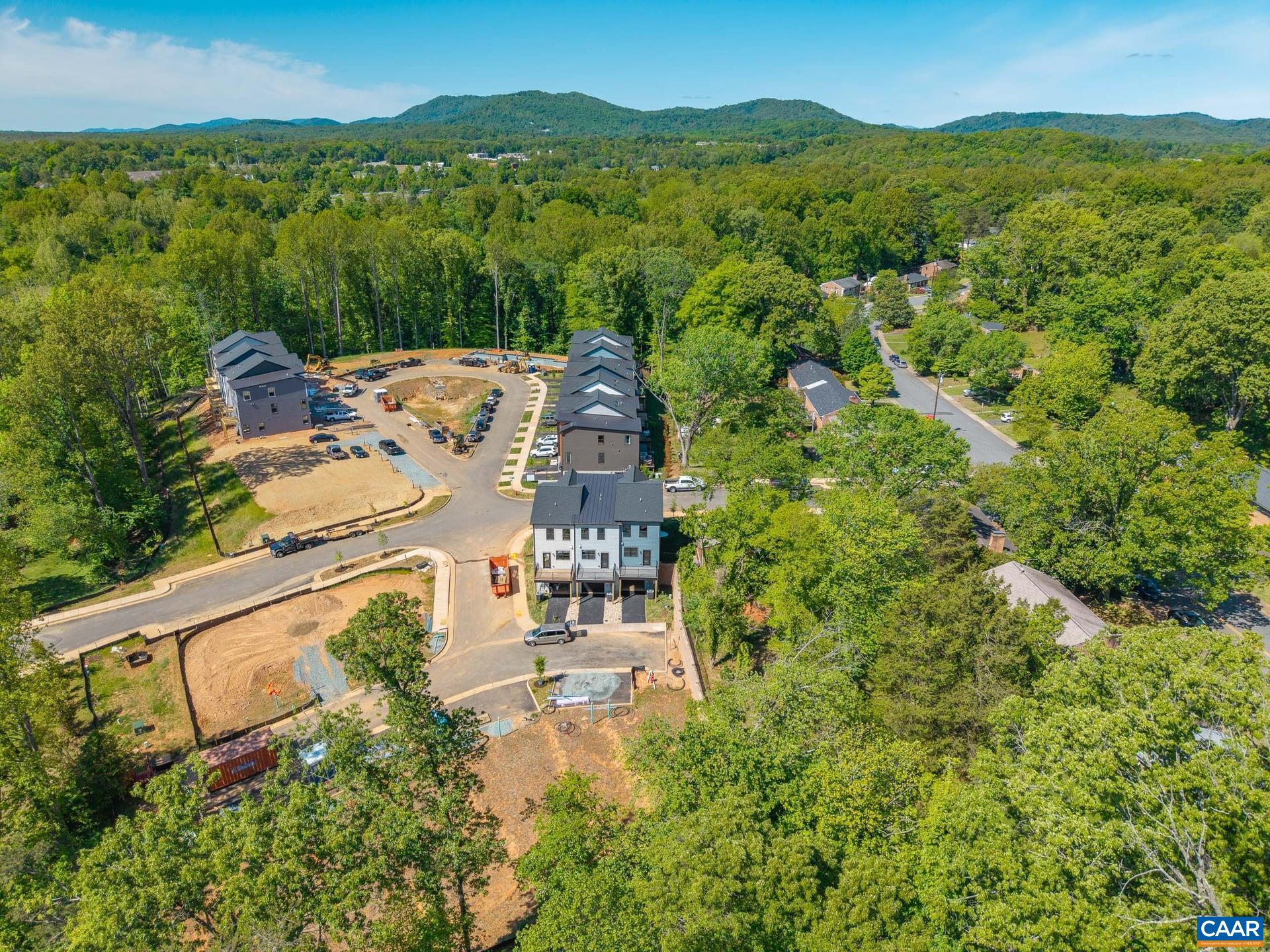 302 FLINT DR